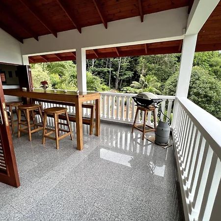 Hilltop South - Villa Bougainville Takamaka Bagian luar foto